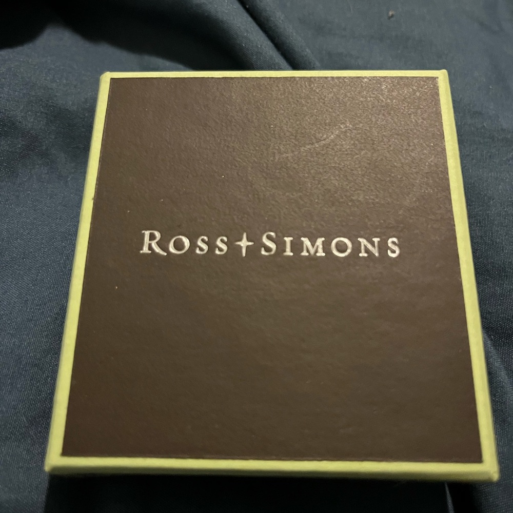 Ross and Simon peridot dangle earrings